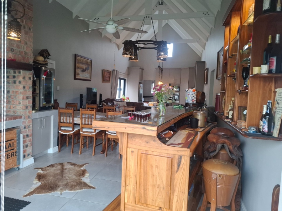 2 Bedroom Property for Sale in Hartenbos Central Western Cape